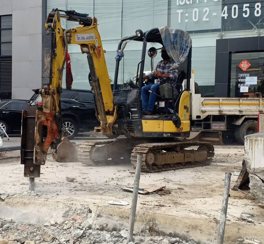 บริการเช่ารถแบคโฮรายวัน นนทบุรี บริการเช่ารถแบคโฮรายวัน นนทบุรี